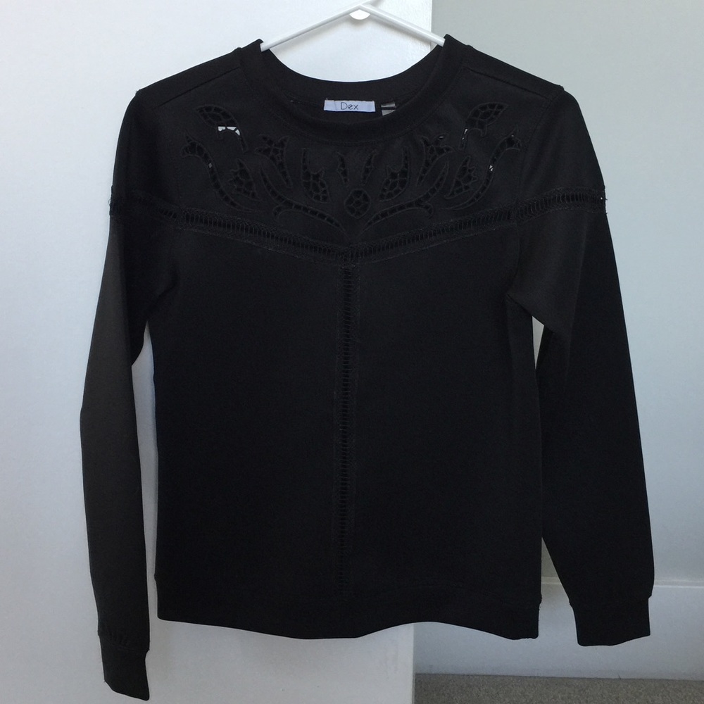 ✨2 for $25✨ Dex Embroidered Long Sleeve
